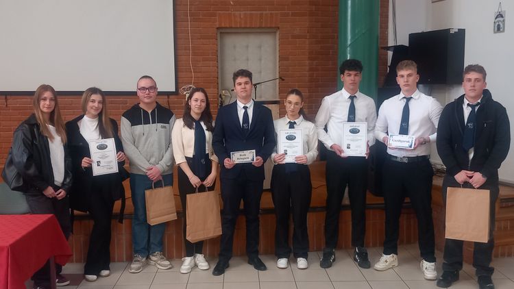 Deákos sikerek a Baross emlékversenyein